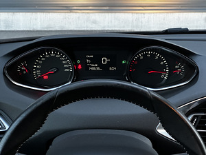 Peugeot 308 1.6 92kW (13 foto / 15)