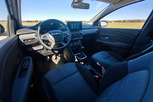 Dacia Jogger Extreme 1.0 74kW LPG 7-kohta (5 foto / 8)
