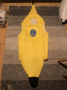 Banaanikostüüm täiskasvanule (1 foto / 5)