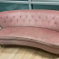 Розовый старинный диван (фото #2)