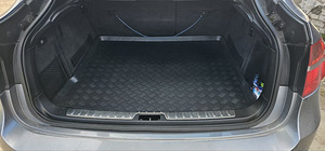 BMW X6 pagasiruumi vaip (3 foto / 6)