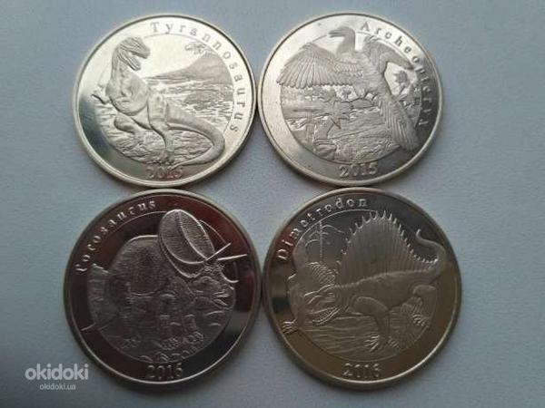 Редкие монеты Мира остров Майотта Динозавры (фото #1)