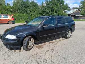 Volkswagen Passat (4 фото из 6)