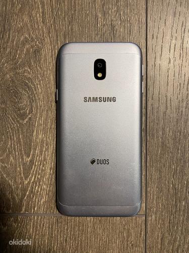 Samsung Galaxy J3 (2017) Dual Sim (фото #2)