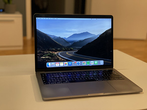 2018 13" MacBook Pro (1 фото из 4)