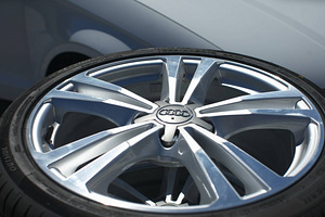 Колеса Audi (5 фото из 7)