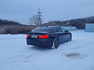 BMW 730d 180kw F01 (3 foto / 6)
