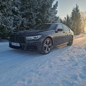BMW 730xd 195kw M pac (1 foto / 8)