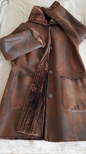 Kahepoolne lambanahkne mantel L-XL (1 foto / 1)