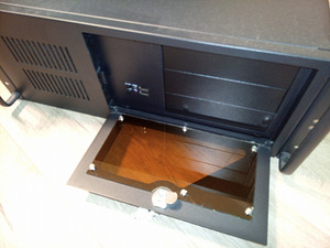 Serveri korpus Inter-Tech 4088-S must (7 foto / 8)