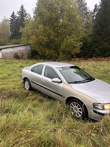 Varuosadeks Volvo S60 2.4bens (4 foto / 5)