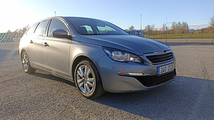 Peugeot 308 1.6d manual 2014a. (2 foto / 8)