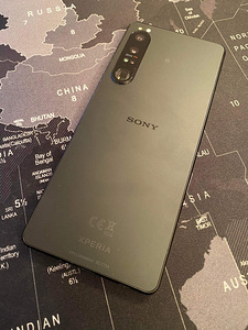 Sony Xperia 1 IV (2 foto / 2)
