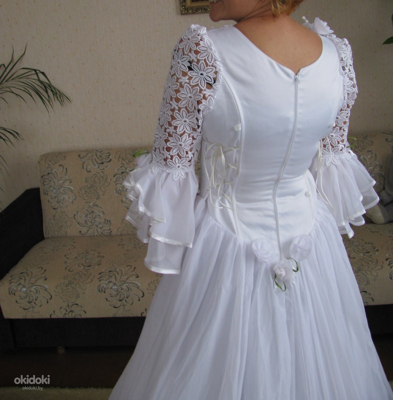 Платье свадебное (фото #3)