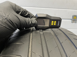 225/40/19 Bridgestone Turanza T005 (3 foto / 7)