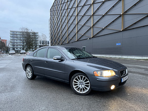 Volvo S60 Facelift 2.4 120kw diisel (3 foto / 14)