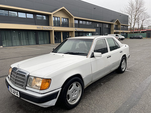 Mercedes Benz w124 200D (4 foto / 15)