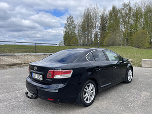 Toyota Avensis 2010 1.8 bensiin (5 foto / 15)