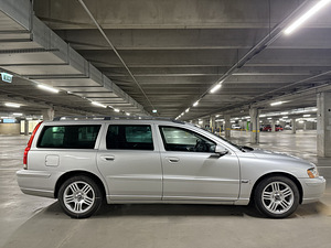 Volvo v70 2.4D Facelift евро 3 (4 фото из 8)