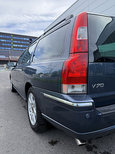 Volvo v70 2.4d 136kw (8 foto / 14)