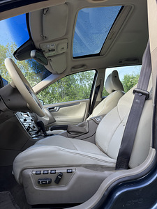 Volvo v70 2.4d 136kw (13 foto / 14)