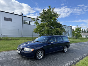 Volvo v70 2.4d 12”кВт (2 фото из 13)