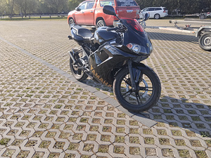 Yamaha TZR 50 (2 foto / 8)