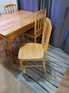 Käsitööna valminud tool (4 foto / 5)