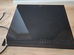 Induktsioonpliit Electrolux LIV63431BK