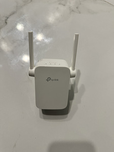Усилитель wi-fi TP-link RE305 (1 фото из 4)