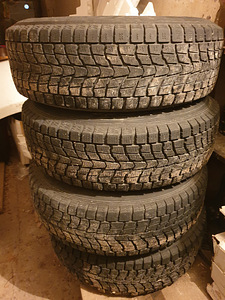R16 Alloy Rims ( and 4 Free Tyres) (2 foto / 2)