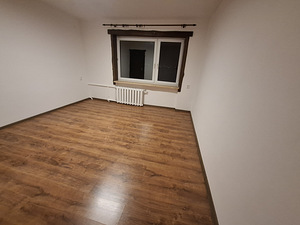 Müüa korter Tapal (2 foto / 8)