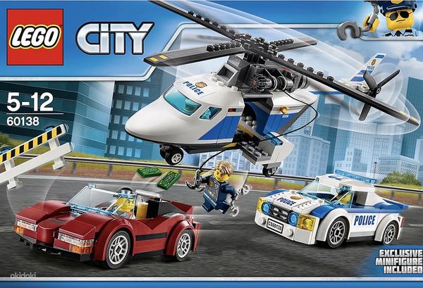 Lego City 60138 Высокоскоростная погоня (фото #1)