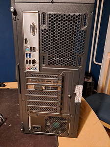10Gen Budget mängur (3 foto / 6)