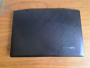 Lenovo Y700-15isk (5 foto / 7)