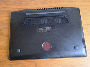 Lenovo Y700-15isk (6 foto / 7)