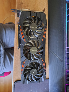 GIGABYTE GTX 1080 gaming 8GB (1 foto / 5)