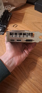 MSI GTX 1650 VENTUS XS OC 4GB (4 foto / 4)