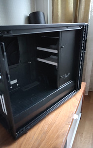Fractal Design Define R6 korpus (4 foto / 7)