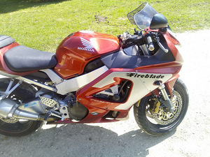 Honda Fireblade CBR 929 2001a. (6 foto / 7)