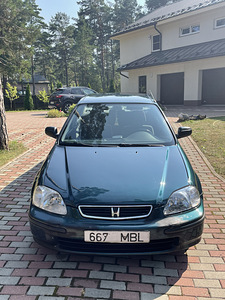 Honda Civic TÜV до 09.2023 (4 фото из 7)