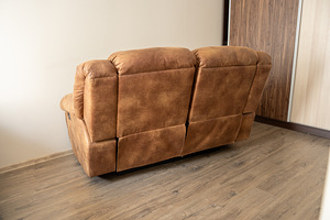 2-ne recliner diivan (9 foto / 9)