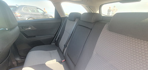 TOYOTA AURIS (14 фото из 15)