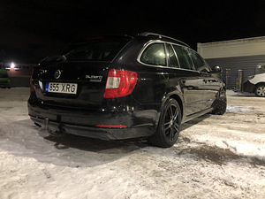 Skoda superb 1.6 77kw (9 foto / 15)