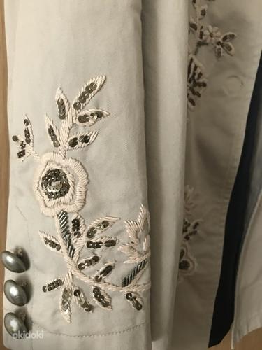 Liu Jo mantel-jakk tikanditega (foto #2)