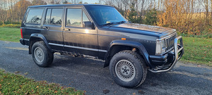 Jeep Cherokee XJ (1 foto / 13)