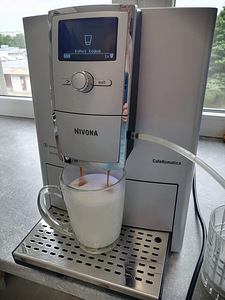 Nivona täisautomaatne espressomasin (3 foto / 4)
