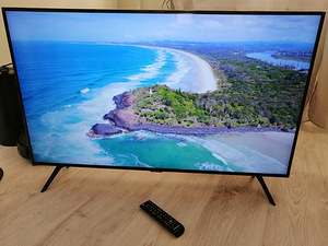 43-дюймовый телевизор Samsung 4K UHD SmartTV (2 фото из 7)