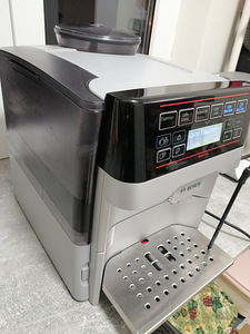 Bosch täisautomaatne espressomasin (3 foto / 7)