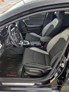 Kia Ceed SW GT-Line 1.4 Turbo (9 foto / 10)